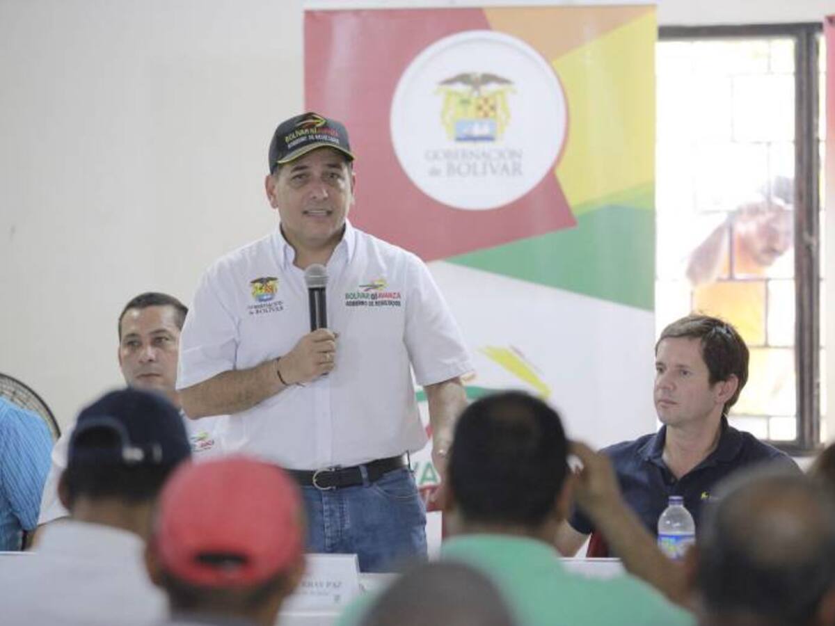 Gobernación de Bolívar y Fondo Adaptación se reúnen con asociaciones productivas