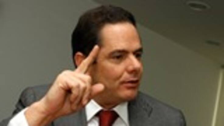 Germán Vargas Lleras en Caracol, habla de su recorrido por el país