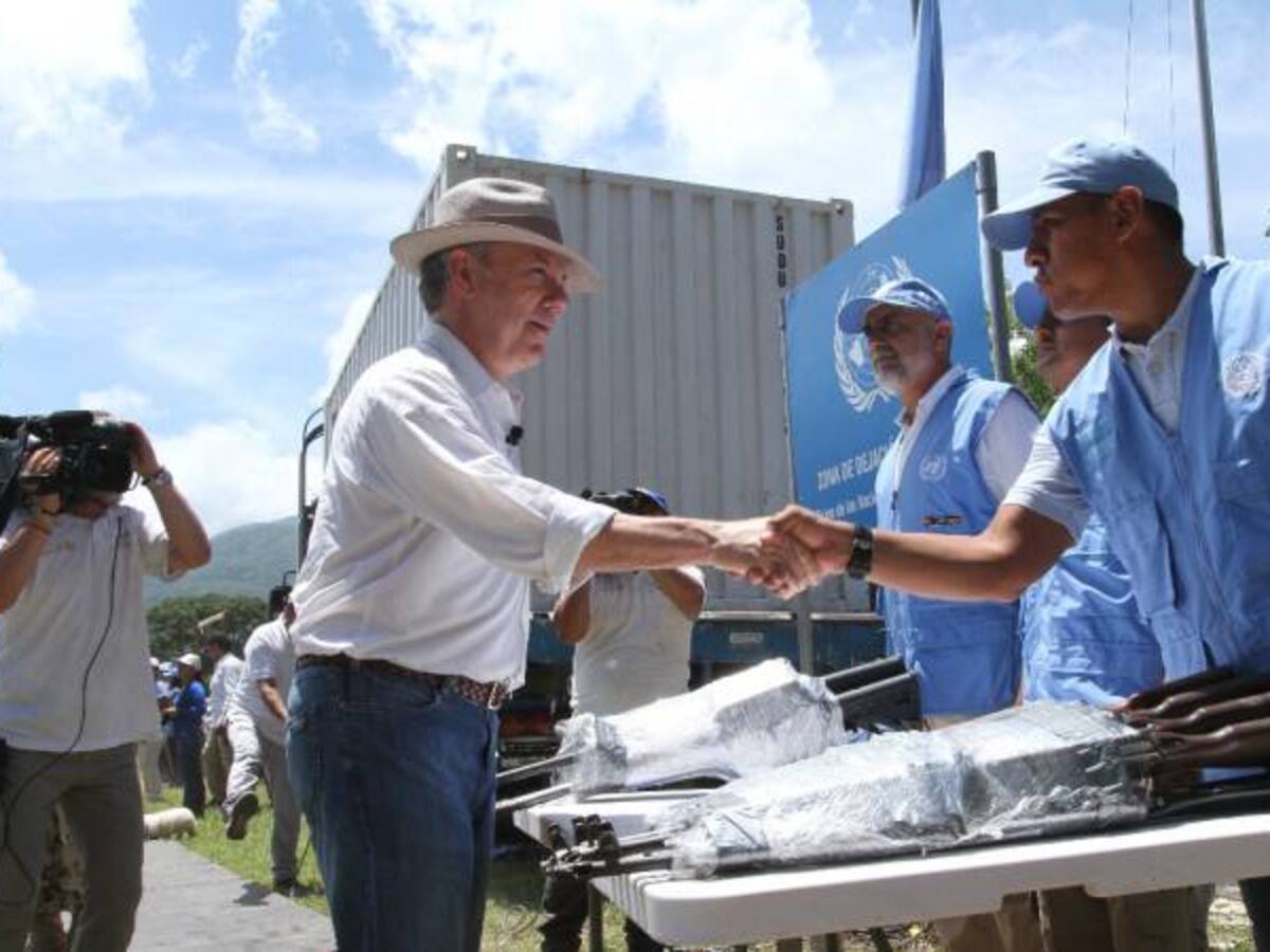 Juan Manuel Santos y el cierre del último contenedor con armas de las Farc