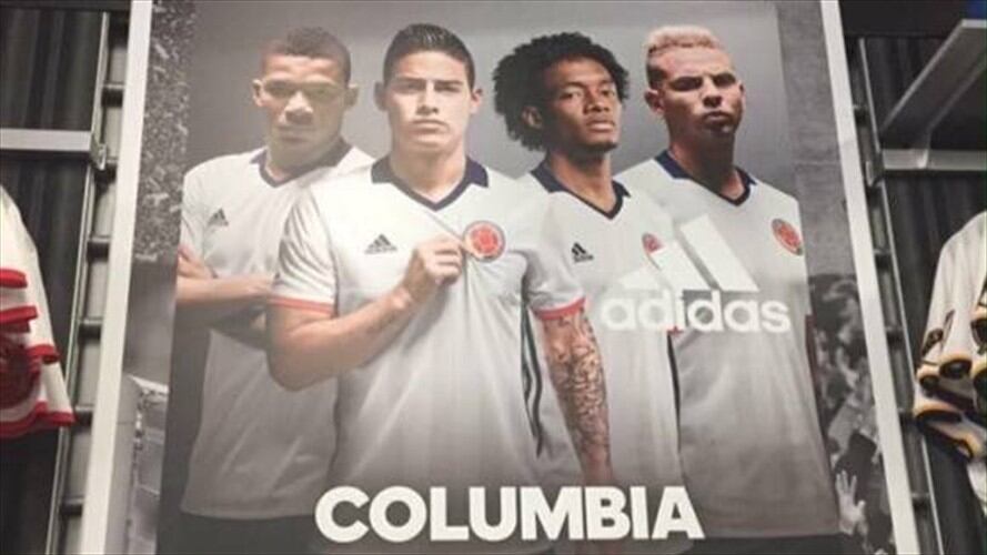 Error en publicidad de Adidas. Foto: @VenegasLuigi (Twitter)