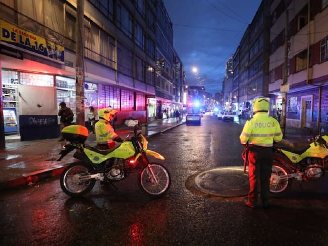 300 policías se tomaron el centro de Bogotá