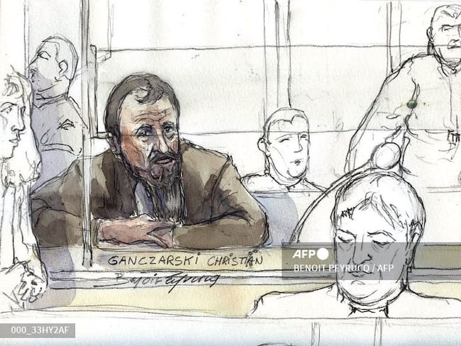 (FILES) A court sketch taken on January 5, 2009 at the Paris courthouse, shows German national Christian Ganczarski, as he is tried with two other men, accused of plotting the 2002 suicide bombing of the historic Djerba synagogue in Tunisia that left 21 dead. The attack, which was extremely violent, triggered an unprecedented industrial action by prison officers: German jihadist Christian Ganczarski goes on trial in Paris on June 12, 2023 for attempting to murder four guards at the ultra-secure Vendin-le-Vieil prison (Pas-de-Calais) in 2018. (Photo by BENOIT PEYRUCQ / AFP)
