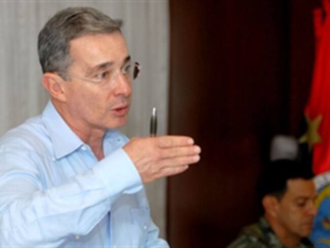 Uribe analizó con el Rey de España el panorama regional, incluyendo la tensión con Chávez