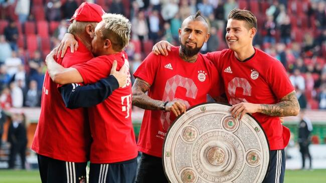 Arturo Vidal y James Rodríguez