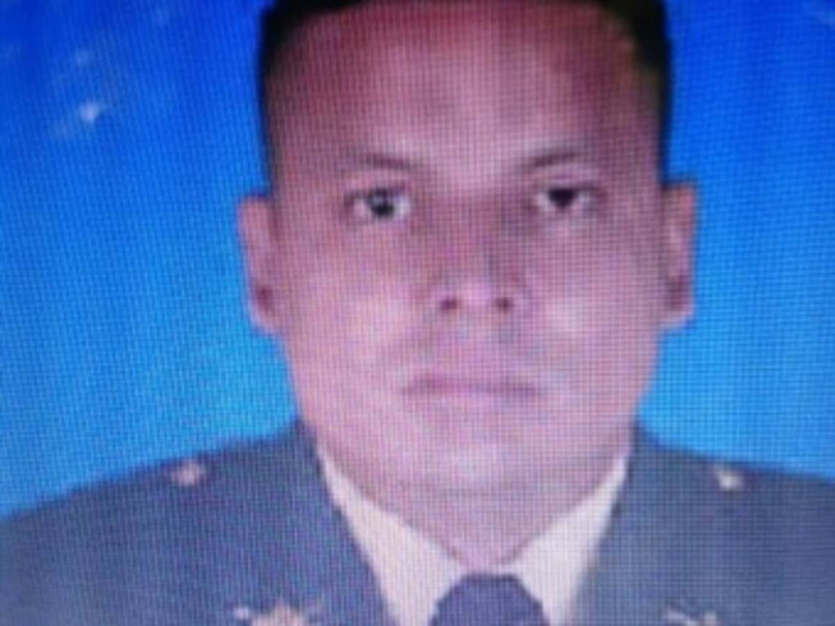 Después de desactivar siete explosivos muere militar en campo minado