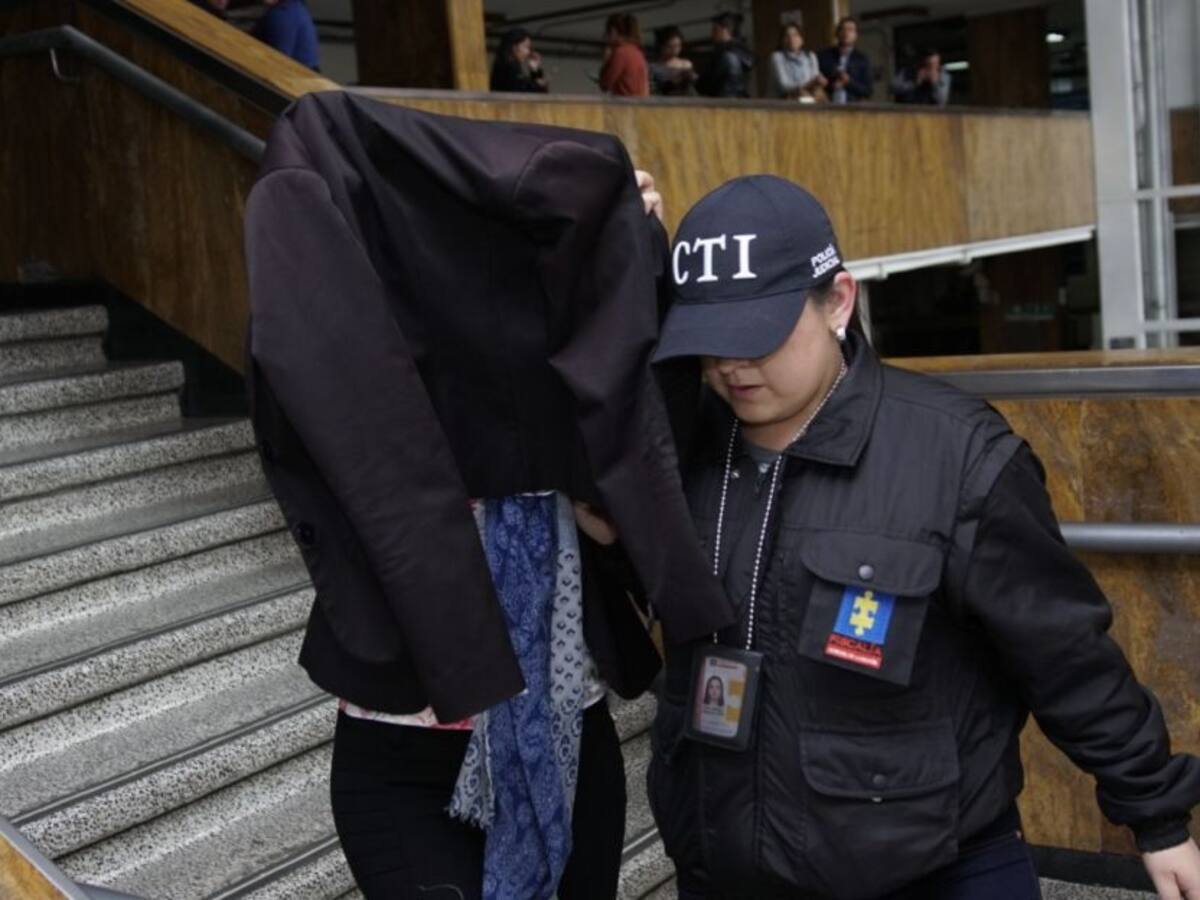 Detienen 3 abogados por presuntas irregularidades en demandas pensionales