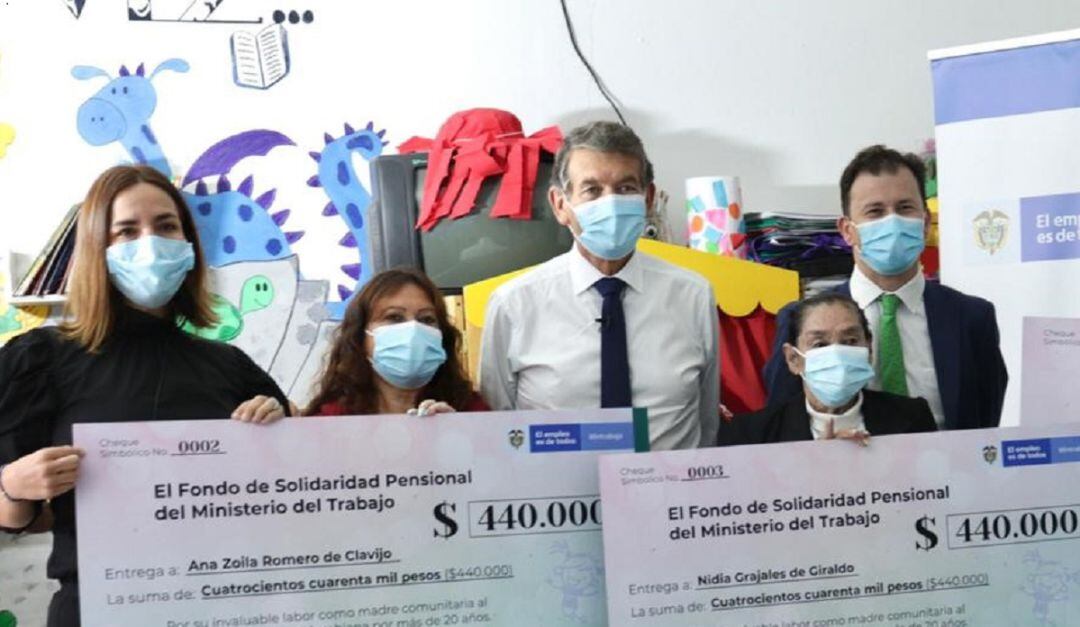 Anuncian subsidios de por vida