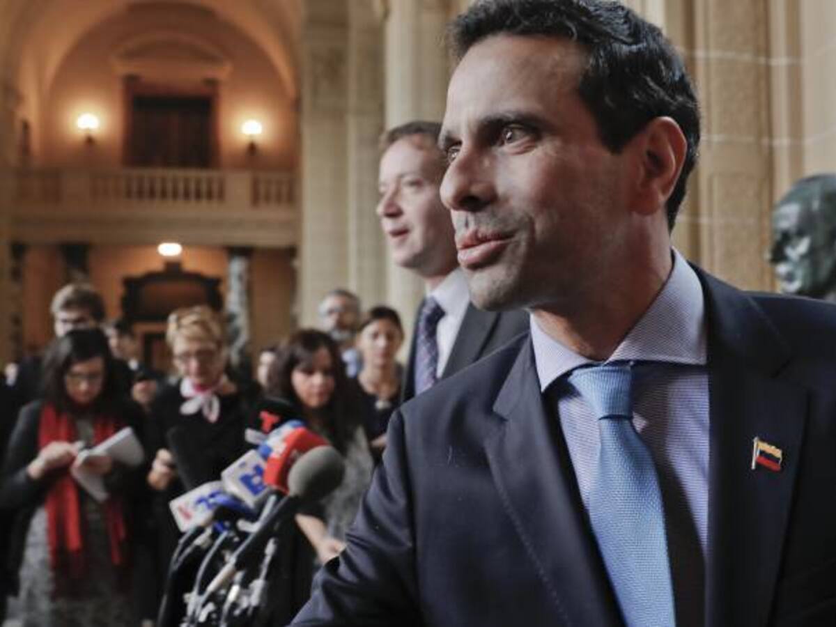 Capriles pide a países ponerse "del lado del pueblo que sufre" en Venezuela