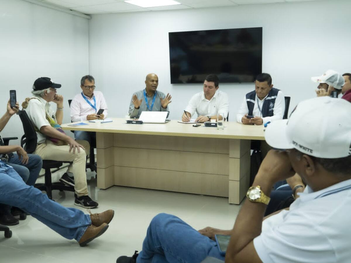 Afinia conformó equipo interdisciplinario para atender a manifestantes