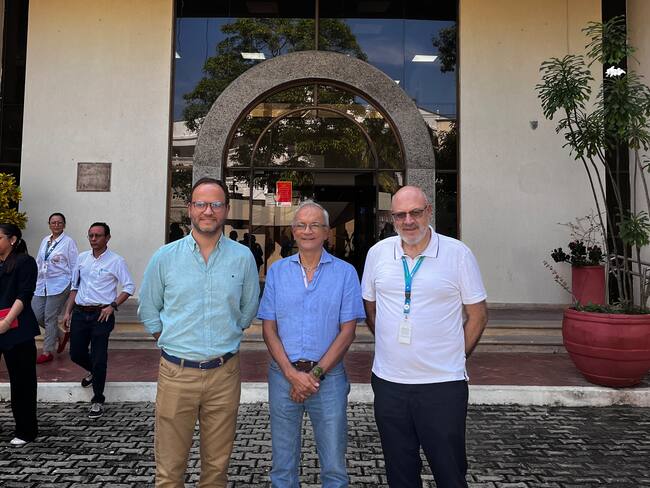 De izquierda a derecha: Gerente de Operaciones Surtigas, Gerente General de Afinia y Gerente General de Acuacar