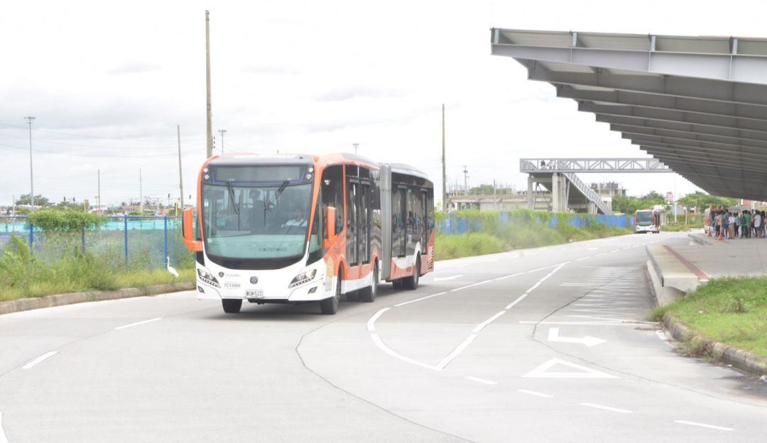 Las rutas troncales y pretroncales inician operación a las 6:00 de la mañana y las alimentadoras a las 5:30