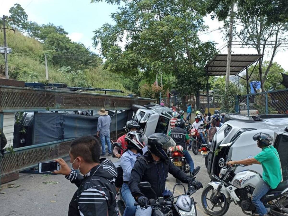 VIDEO: Racha de accidentes dejó un muerto y dos heridos