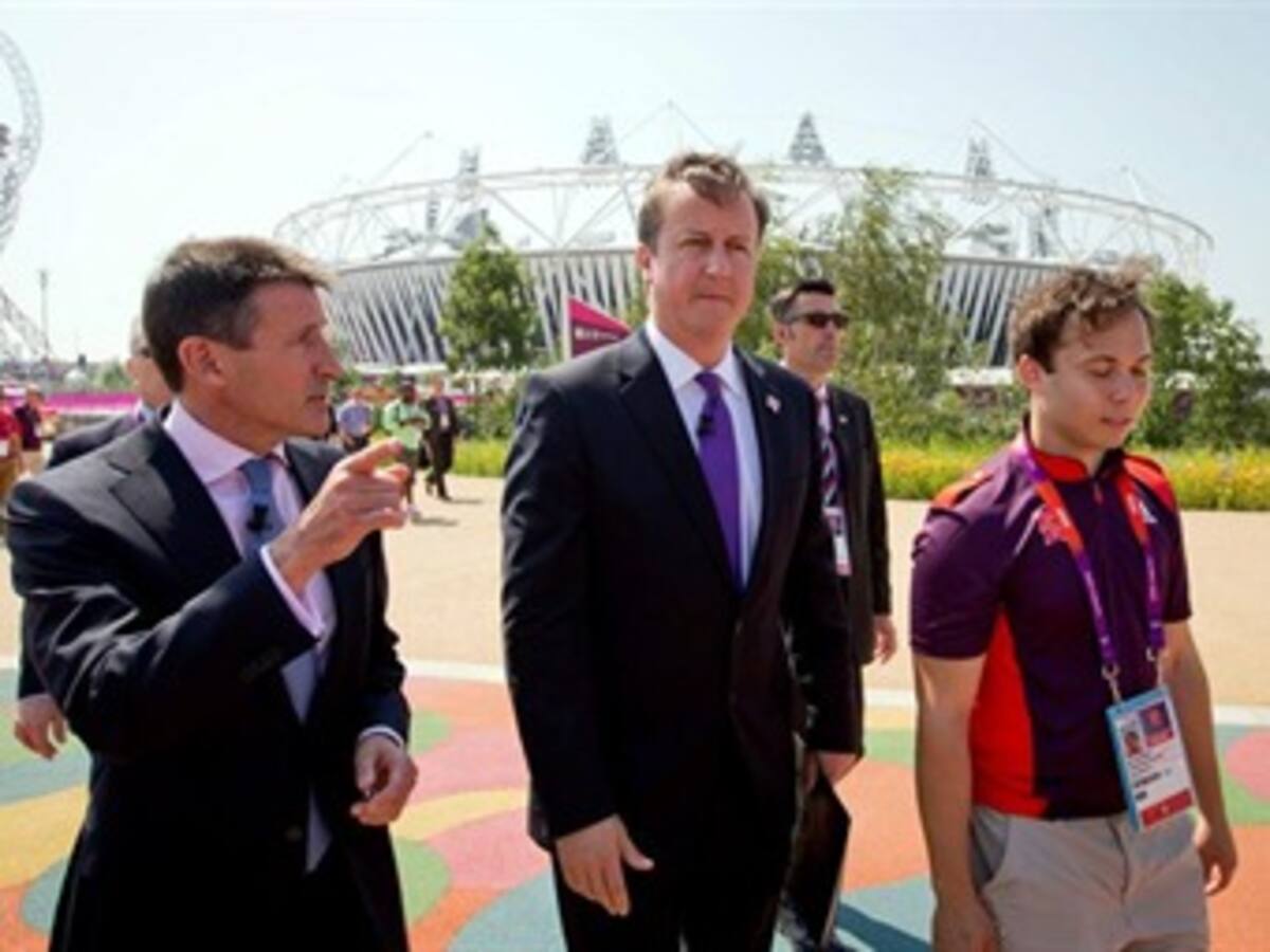 Primer ministro británico ofrece disculpas por el error con la bandera norcoreana