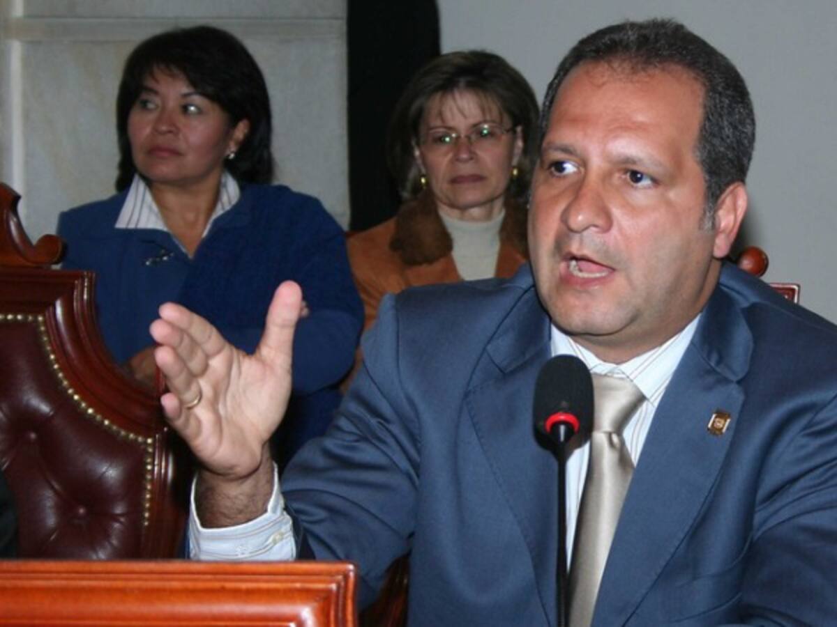 Fiscalía pide a Interpol cancelar la circular azul contra exsenador Dieb Maloof