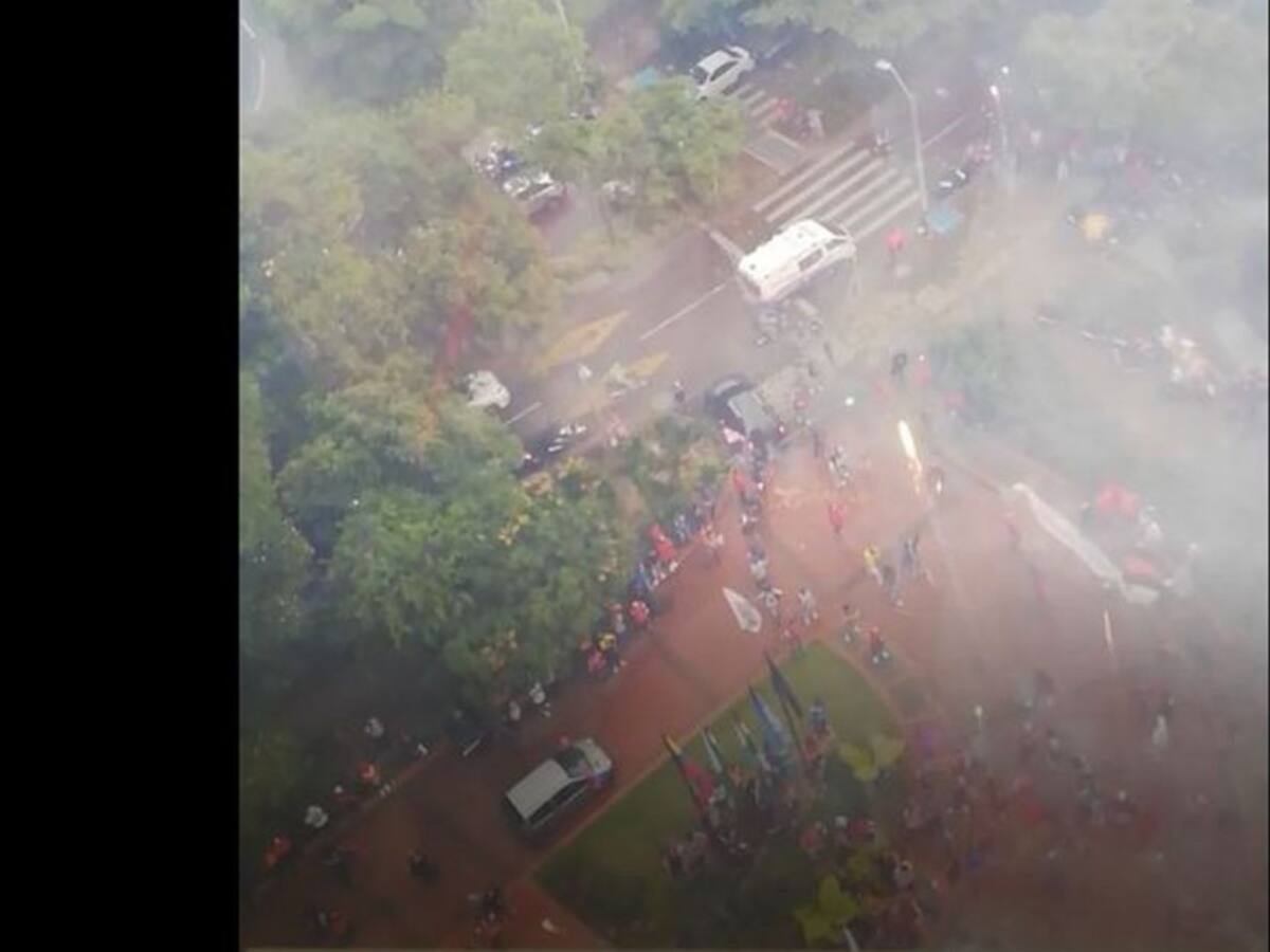 Hinchas del DIM protestaron en medio de la cuarentena en Medellín