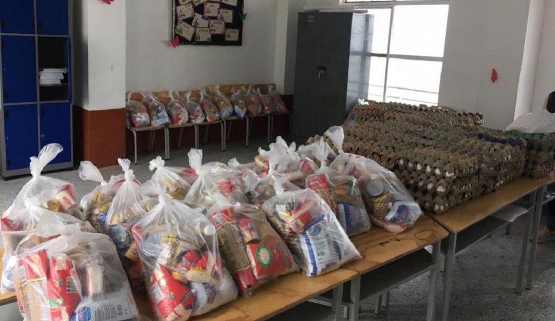 Paquetes complementarios de alimentación escolar en Manizales
