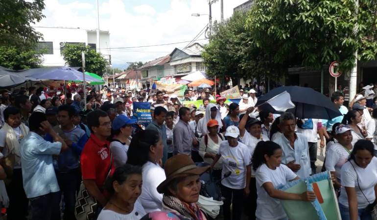 Habitantes de Ortega rechazando proyectos de minería