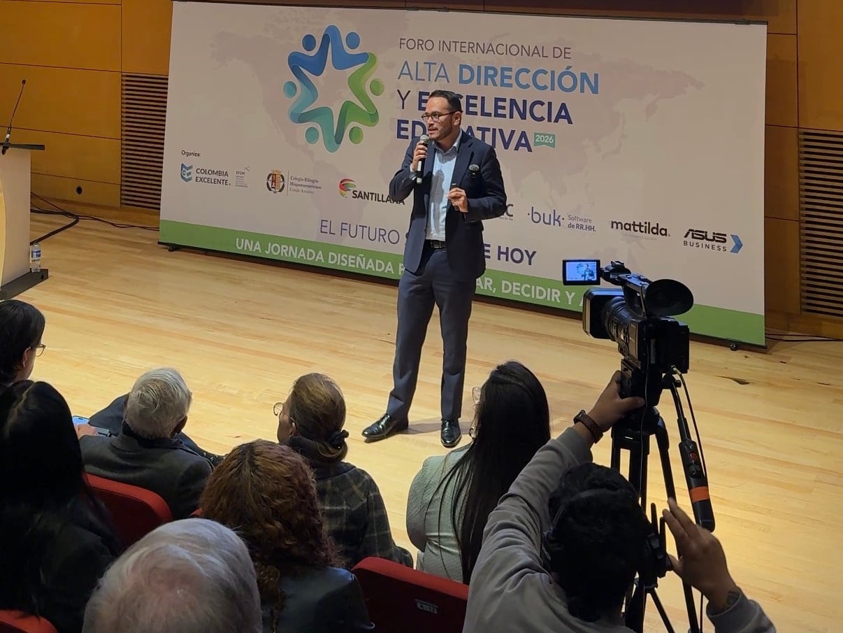 La transición de la evaluación tradicional hacia un modelo de diagnóstico preventivo que utiliza el Big Data permite mejorar el desempeño académico en diversos niveles socioeconómicos. | Foto: Cortesía