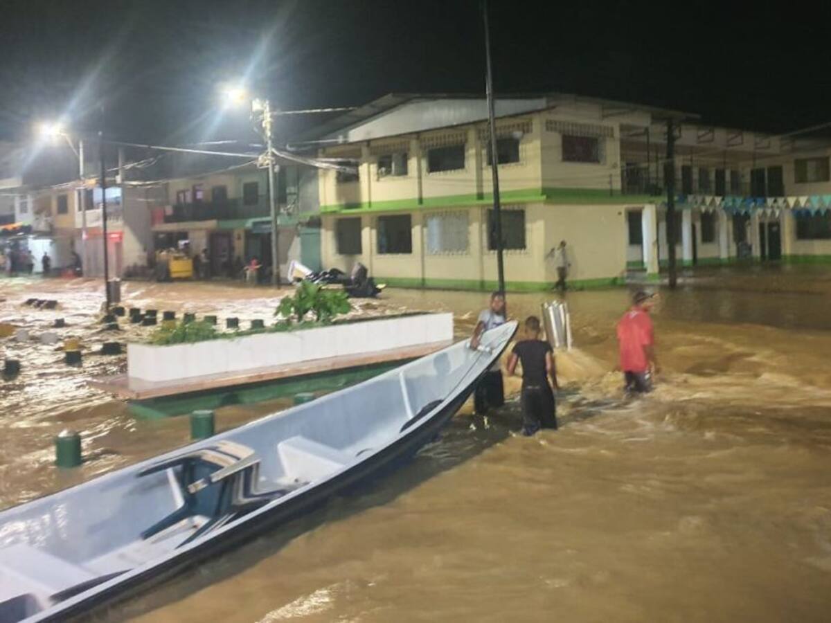 Fuertes lluvias produjeron inundaciones en López de Micay, Cauca