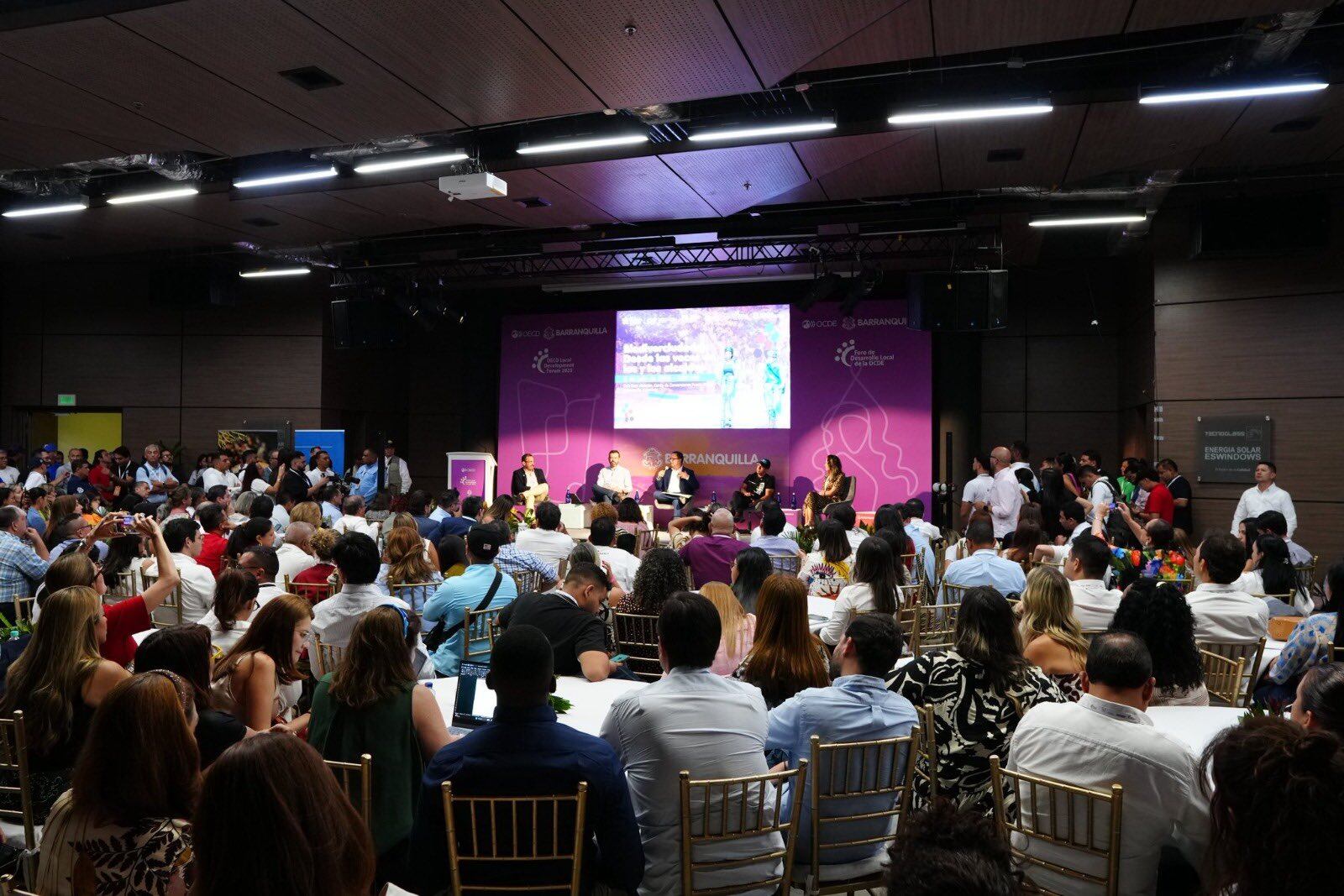 OCDE, en Barranquilla. Foto: tomada de la cuenda de X de la OCDE.