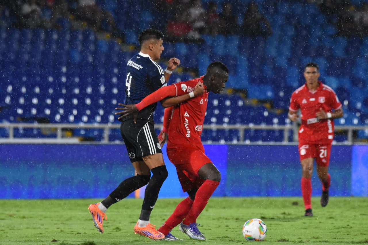 América derrotó 2-1 al Medellín en la tercera fecha del Grupo A de los cuadrangulares / Colprensa.