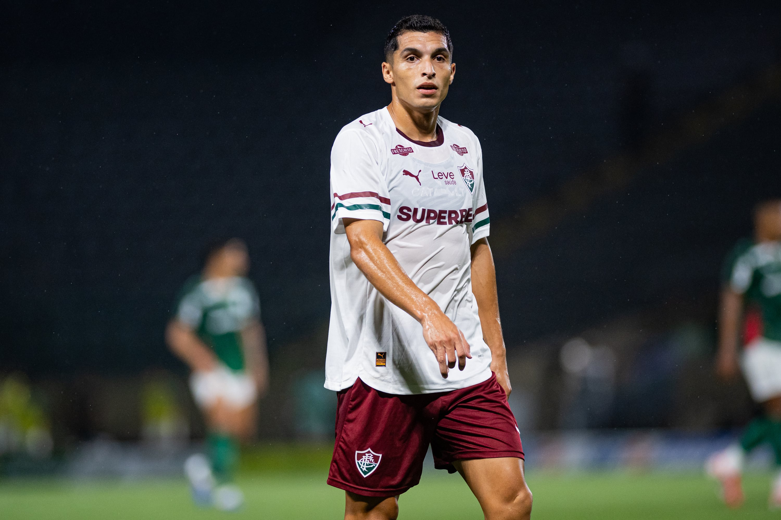 BARUERI, BRAZIL - FEBRUARY 25: Kevin Serna of Fluminense looks on during a Brasileirao 2026 match between Palmeiras and Fluminense at Arena Barueri on February 25, 2026 in Barueri, Brazil. (Photo by Riquelve Nata/Sports Press Photo/Getty Images)