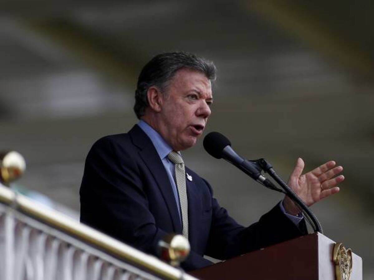 Este mes deberán tramitarse peticiones de sindicalistas: Santos