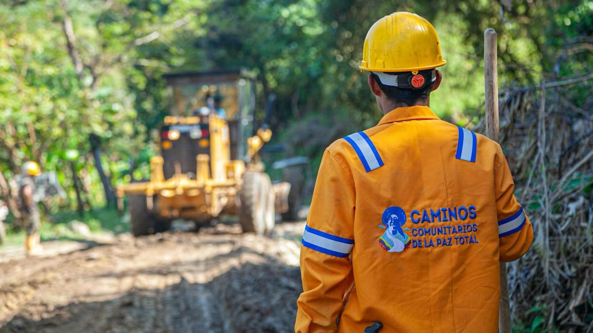 Invías alerta sobre falsos tramitadores del Programa Caminos Comunitarios de la Paz Total