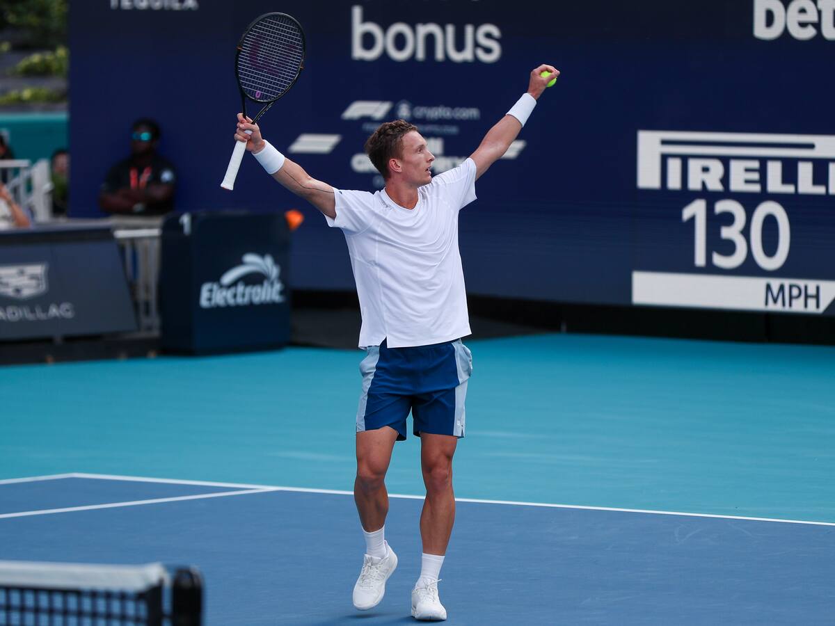 El checo Jiří Lehečka se clasificó a la final del Miami Open tras vencer al francés Arthur Fils