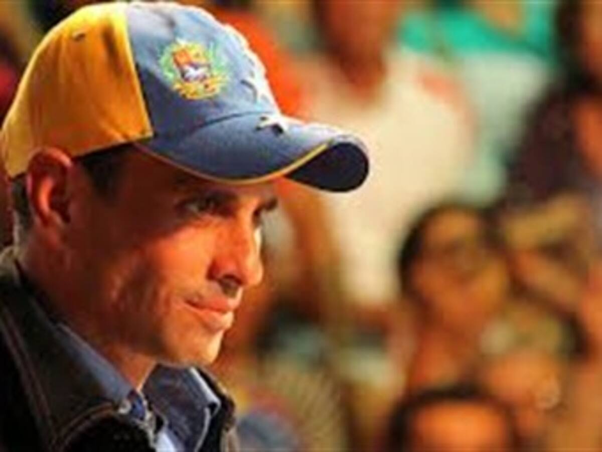 Capriles dice que Gobierno venezolano quedó muy mal ante Colombia