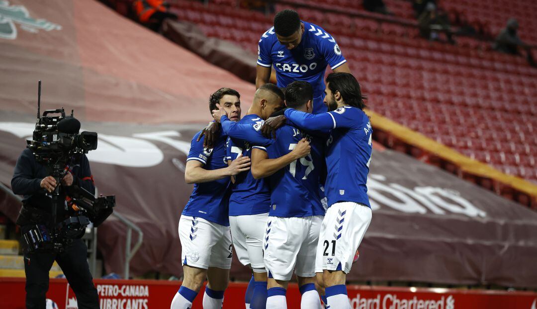 Everton ganó 2-0 ante el Liverpool en la Premier League.