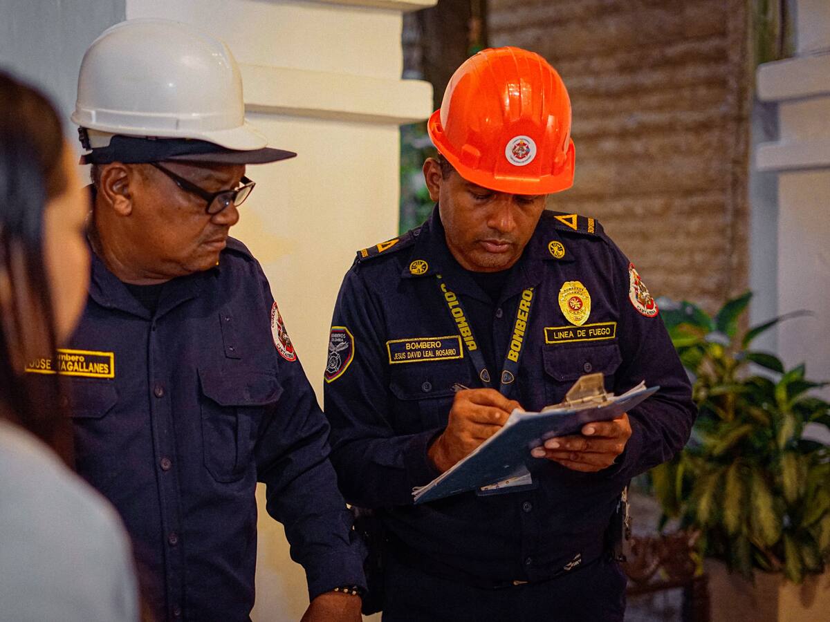 Cuerpo de Bomberos de Cartagena forma nuevos inspectores en seguridad humana y contra incendios