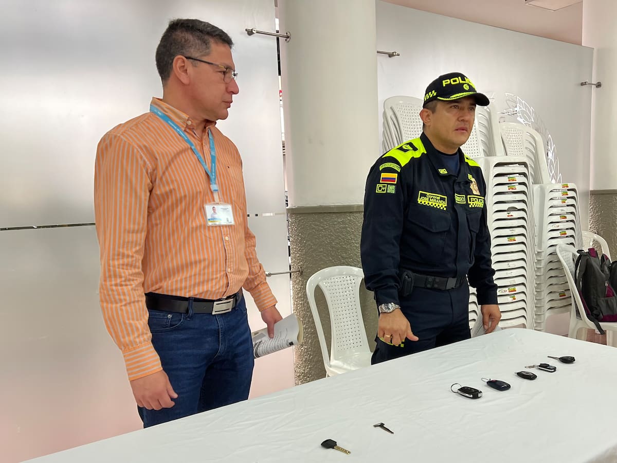 Con llaves universales delincuentes robaban carros de alta gama en Medellín