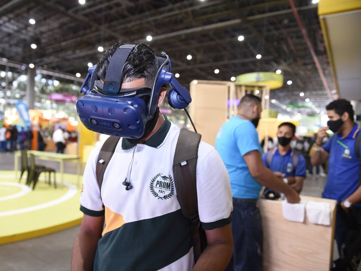 Siguiente Nivel Transforma tu Futuro: una feria estudiantil para los jóvenes