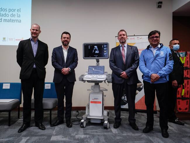 Ecógrafos recibidos por el gobierno Alemán para Bogotá.
