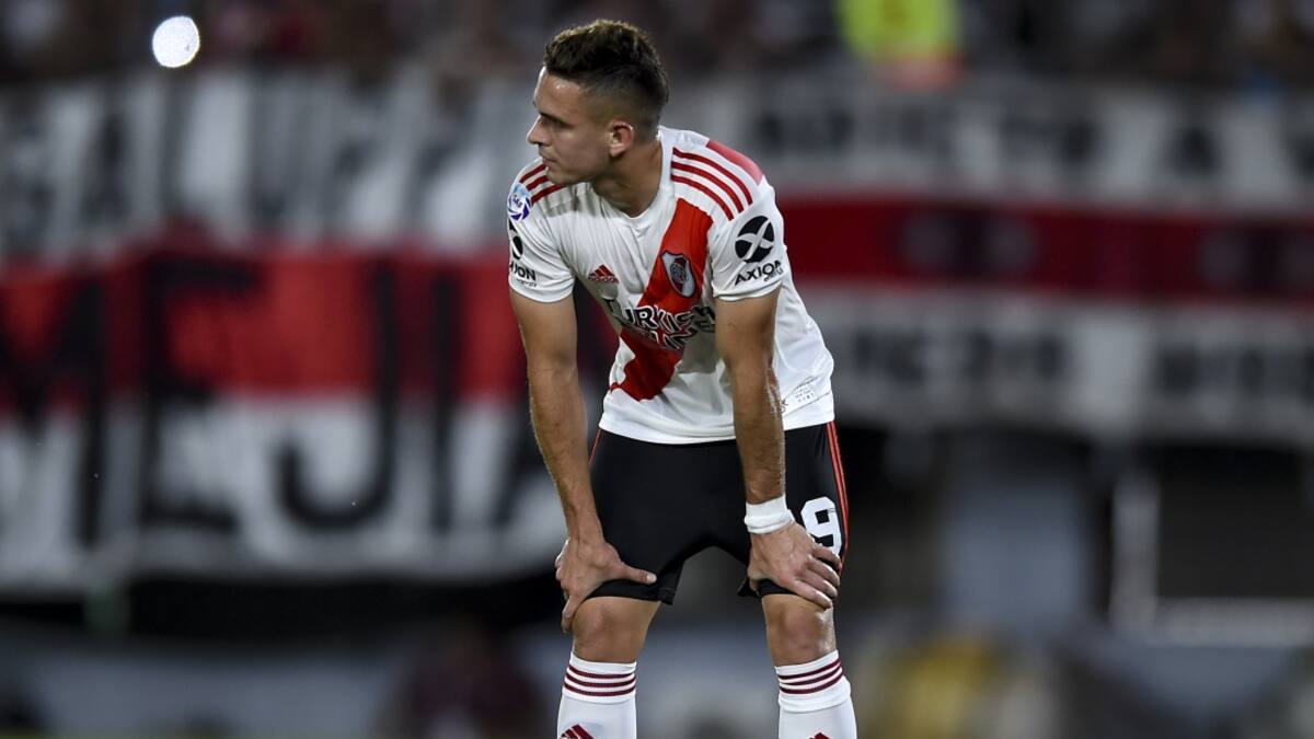 Borré falló penal, pero River venció a Banfield con Arboleda como figura