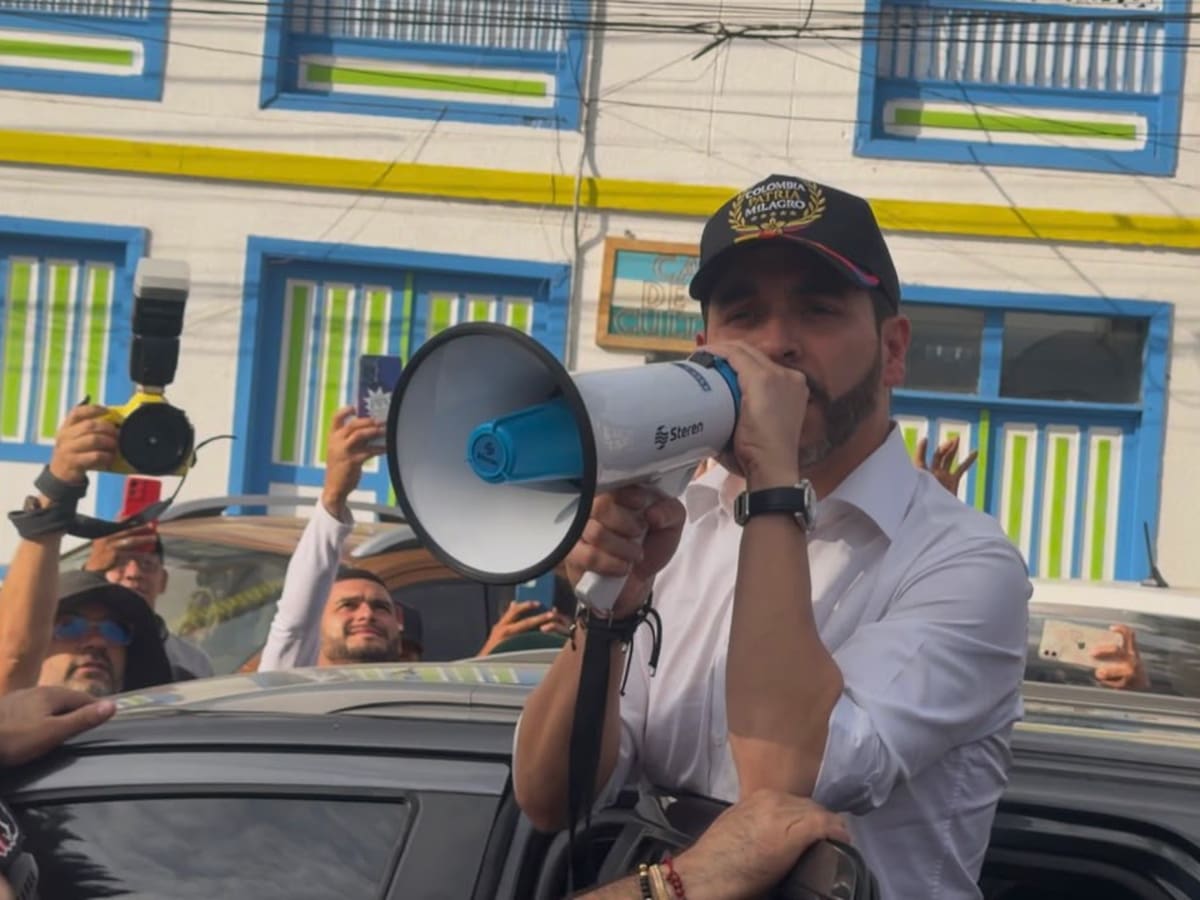 El presidente De la Espriella recorrió las zonas más afectadas del Valle tras el terremoto