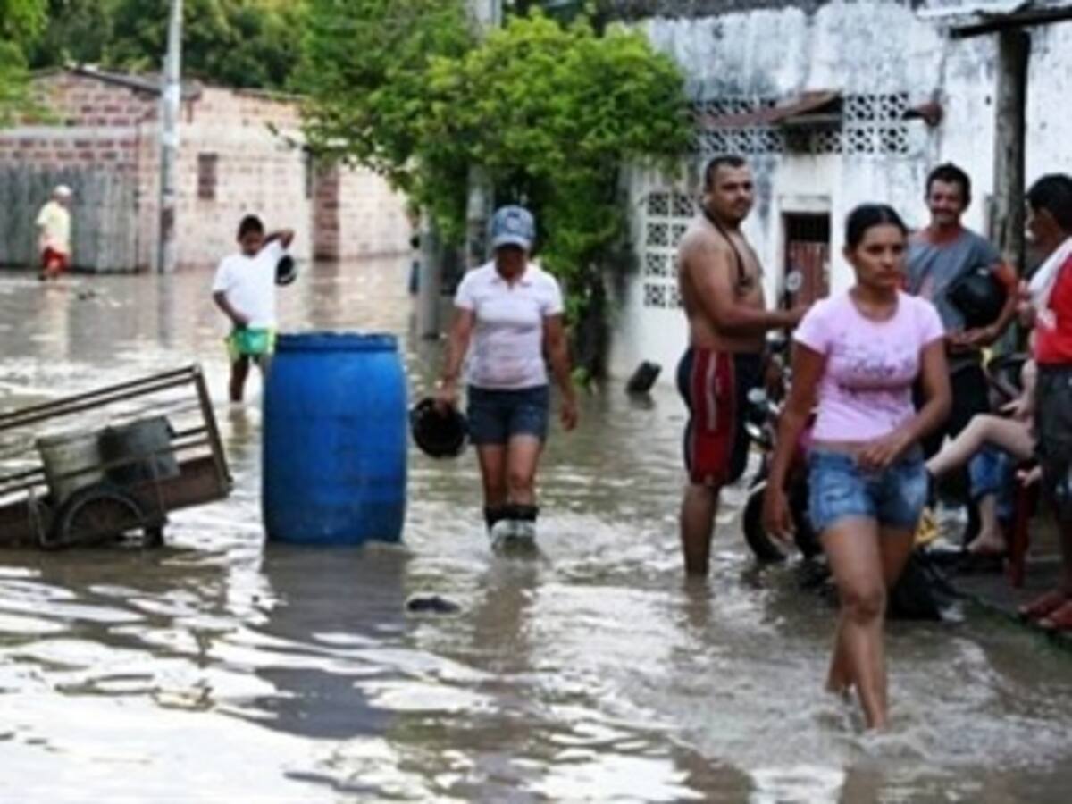 Lluvias provocan inundaciones, deslizamientos y daños en Neiva