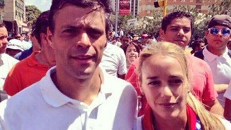 Leopoldo López se entregó a las autoridades durante la marcha