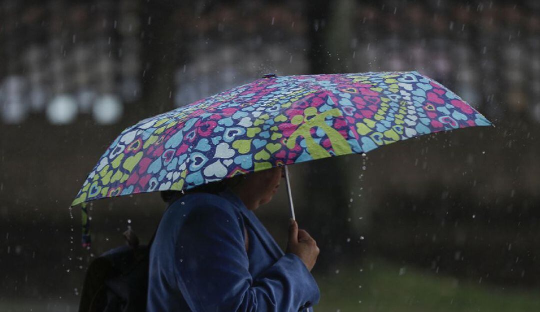 No guarde el paraguas, las lluvias estarán hasta octubre