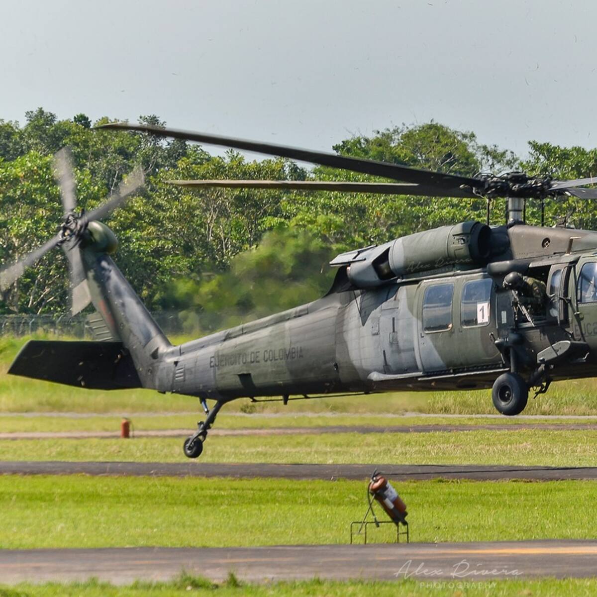 Ejército de Colombia adquiere capacidad de reparación estructural de Black Hawk sin enviarlos a EEUU