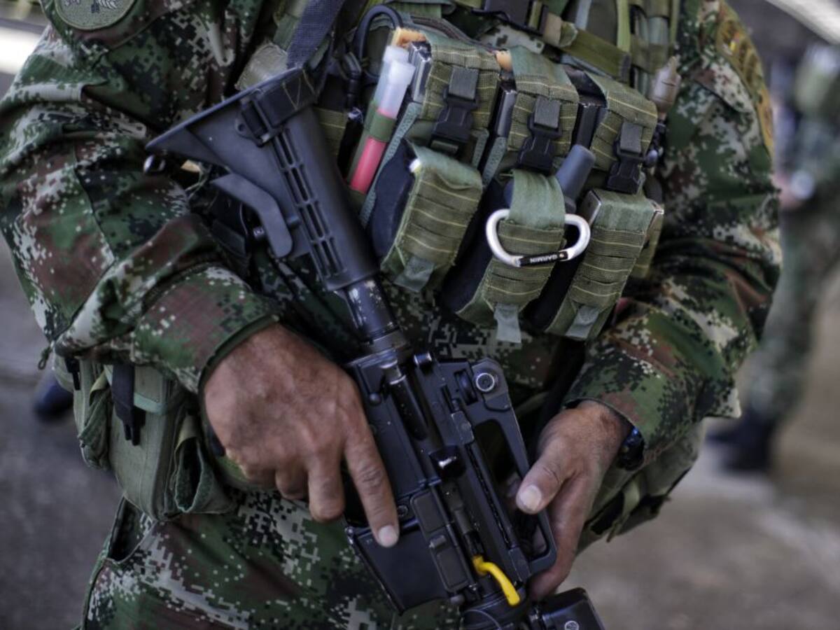 No termina el rescate de los militares que murieron en campo minado