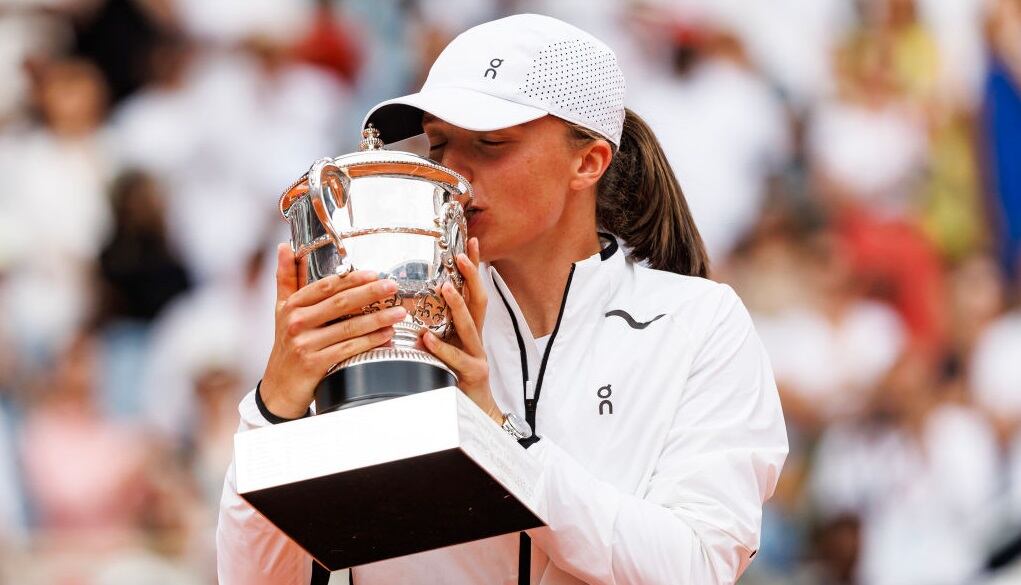 Iga Swiatek, campeona del Roland Garros 2023 ante la checa Karolina Muchova (Photo by Frey/TPN/Getty Images)