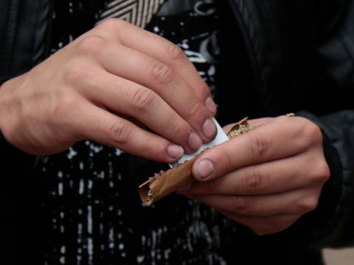 ¿Cómo funciona la penalización al porte y venta de drogas en el mundo?