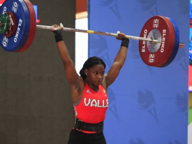 Delegación vallecaucana de Levantamiento de pesas se prepara en Manizales