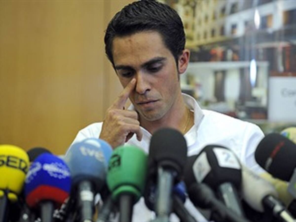Director deportivo de Astana pide a Contador aceptar sanción por supesto dopaje