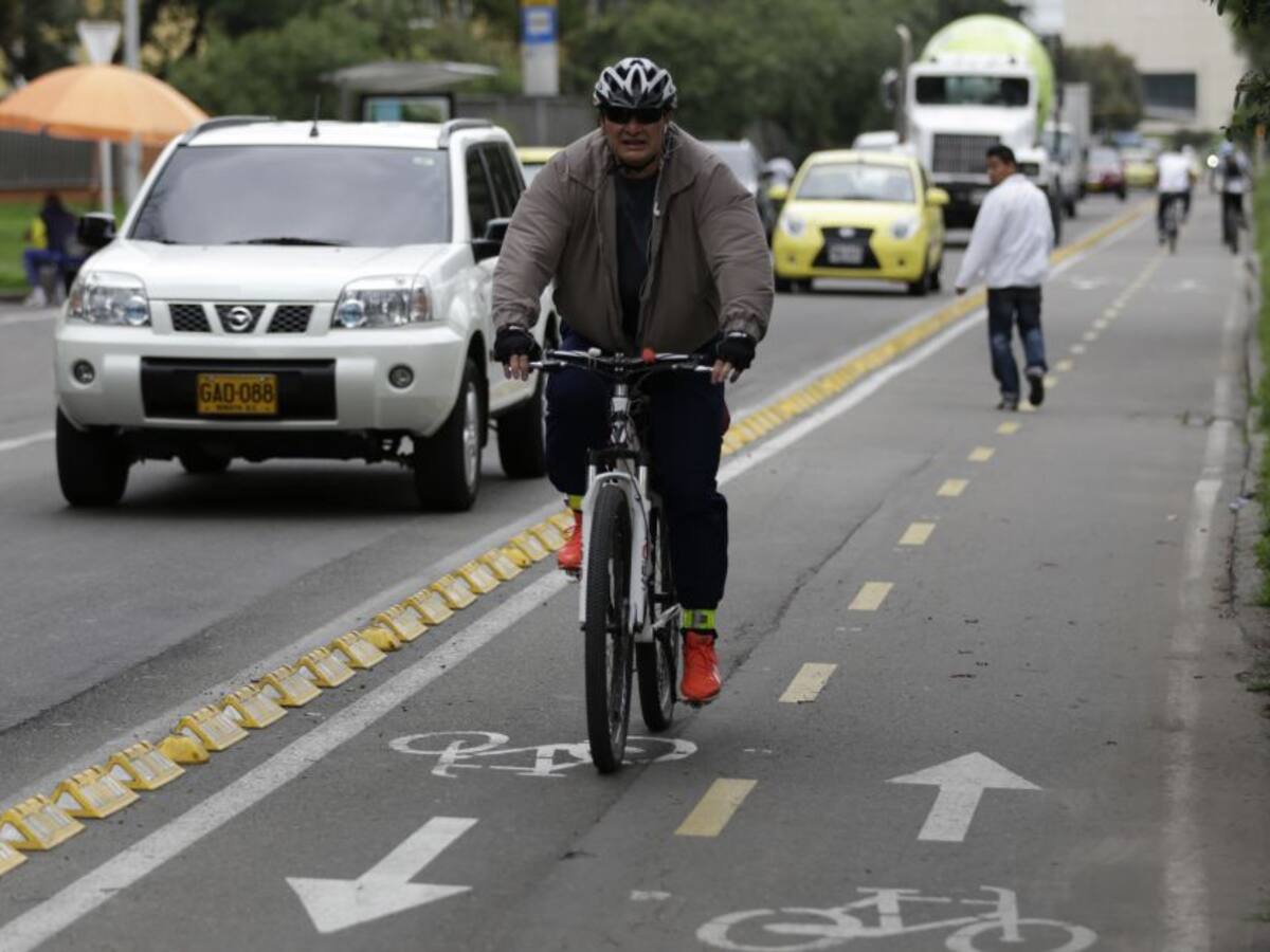 Levantan ciclovía en la avenida Boyacá por bajo aforo