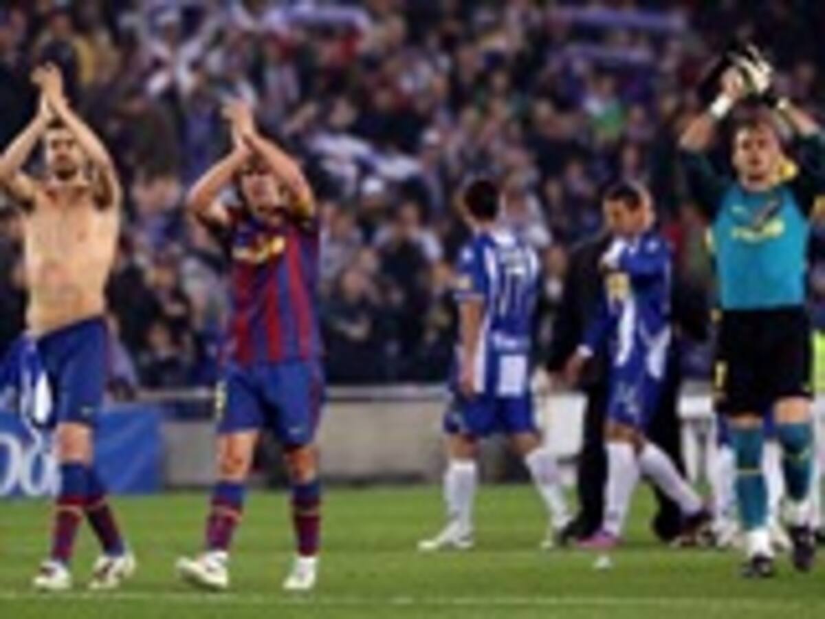 El Barcelona empata con el Español y da un respiro al Real Madrid