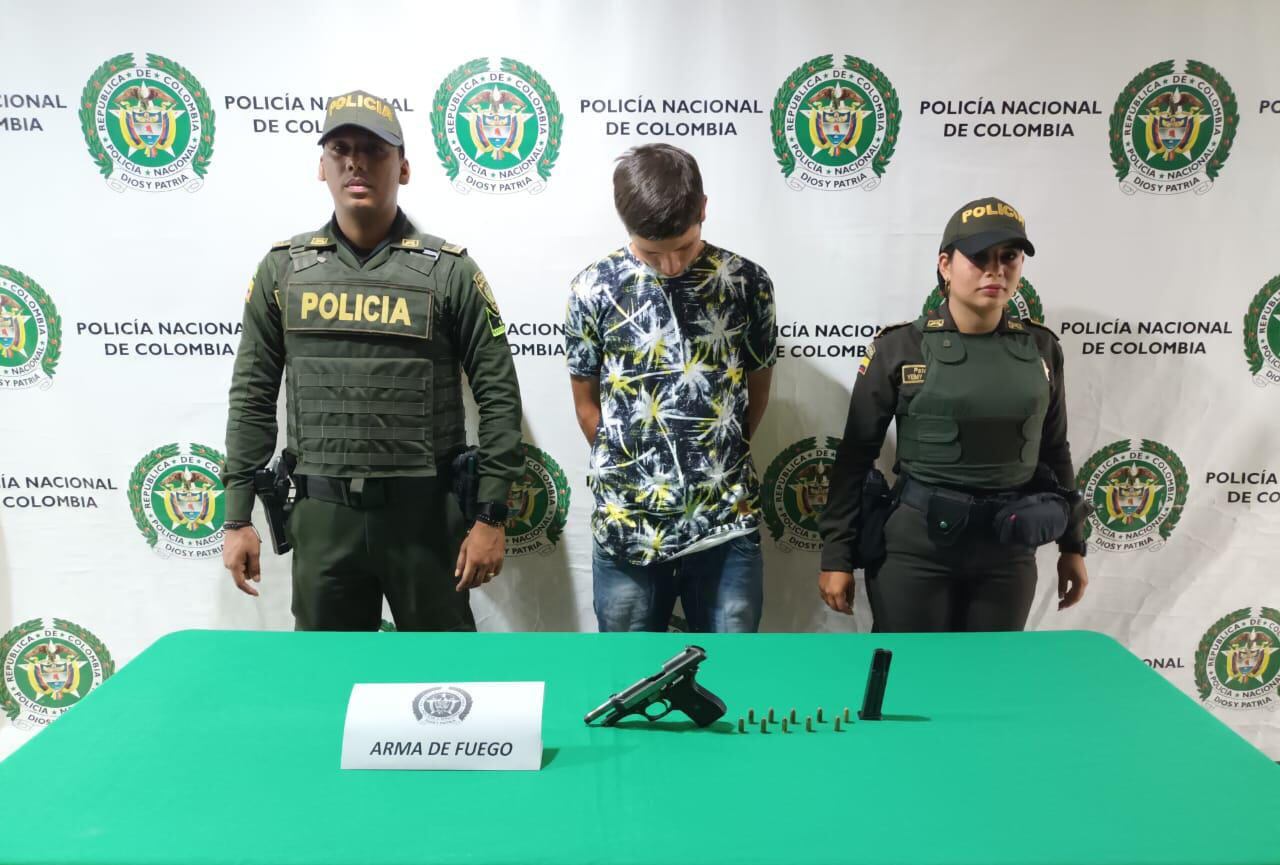 En centro de Neiva fue capturado un hombre con un arma de fuego ilegal