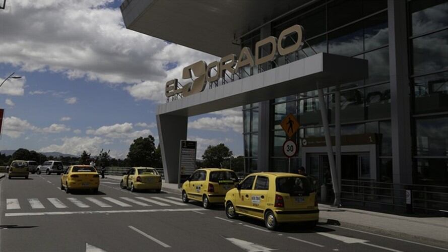Falla eléctrica en el aeropuerto el Dorado según la Aerocivil se superó. Foto: Colprensa